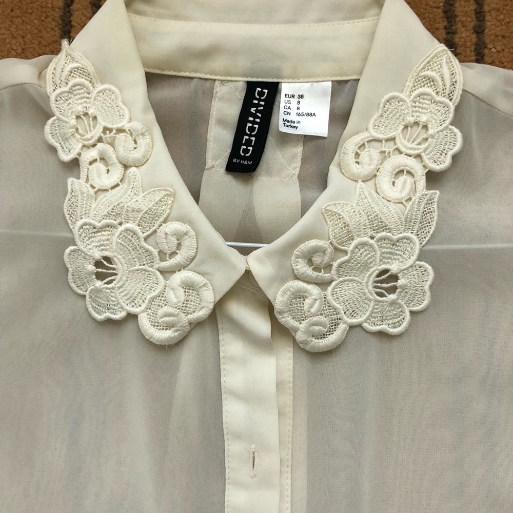 Sleeveless sheer ivory H&M shirt almost new